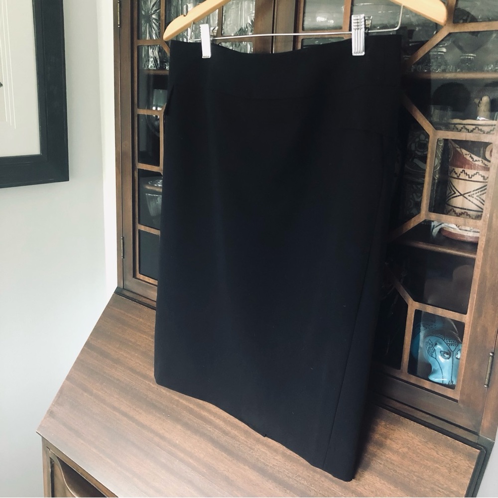 Attitude pencil skirt